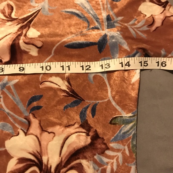 Day G Floral Long Sleeve Velvety Soft Stretch Blouse-S - Picture 9 of 15